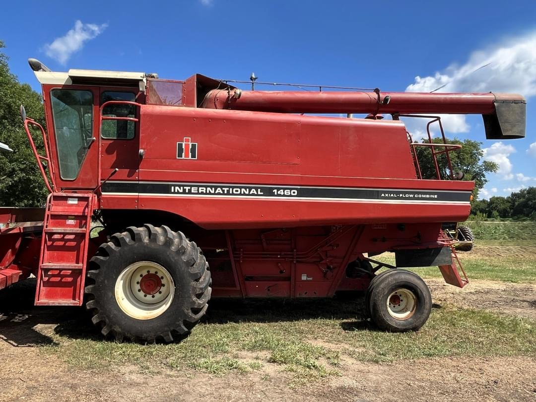 Image of International Harvester 1460 Primary image