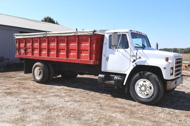 Image of International 1954 equipment image 1