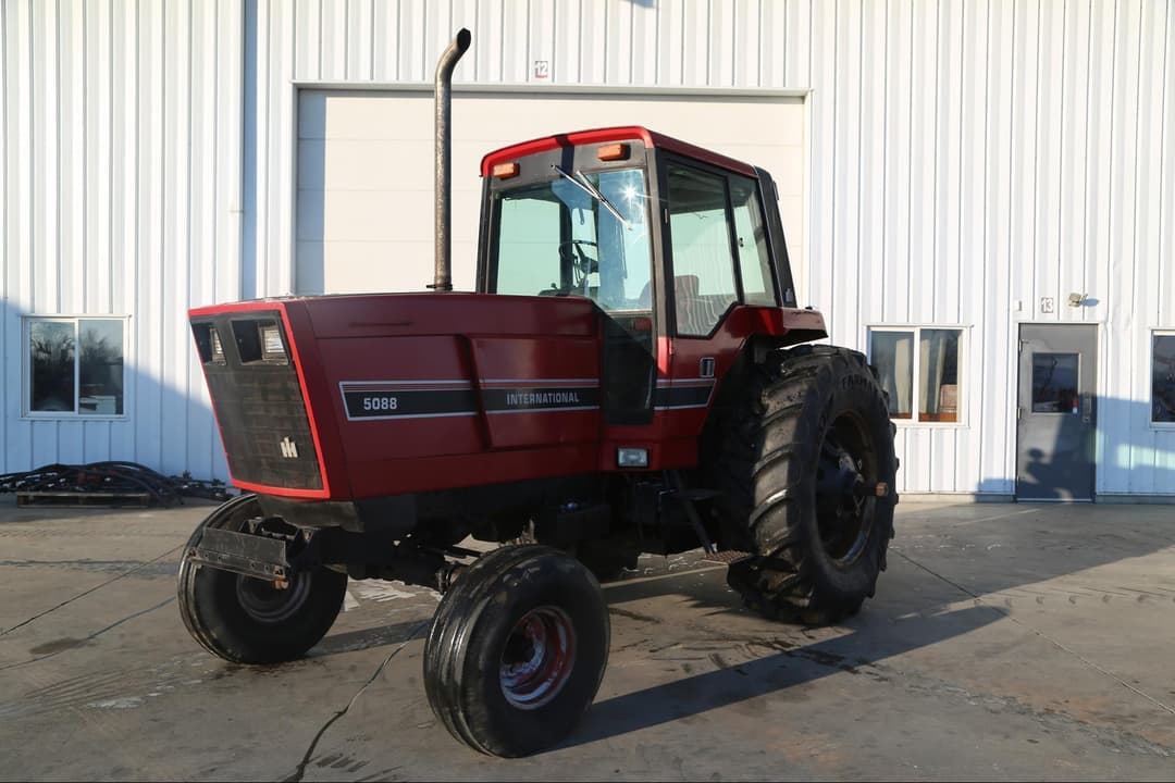 Image of International Harvester 5088 Primary image