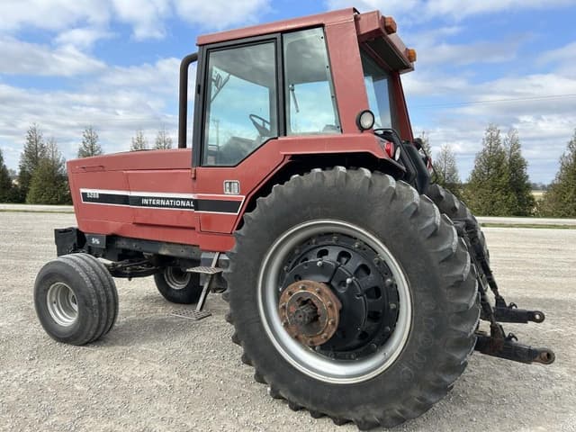 Image of International Harvester 5288 equipment image 4