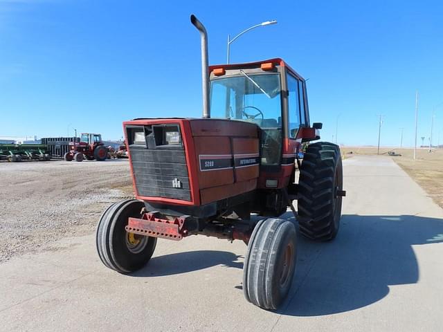 Image of International Harvester 5288 equipment image 1