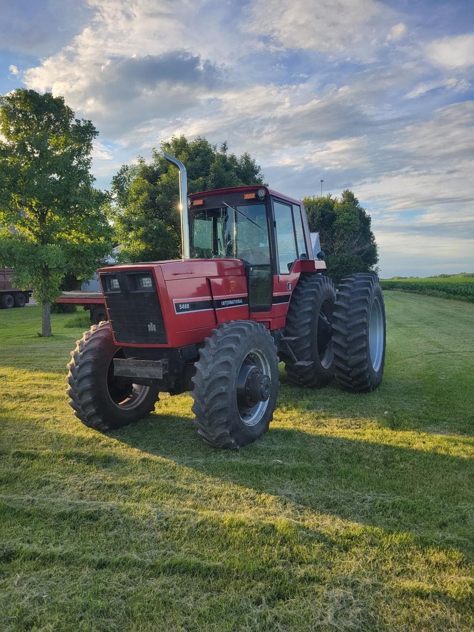 Image of International Harvester 5488 Primary image