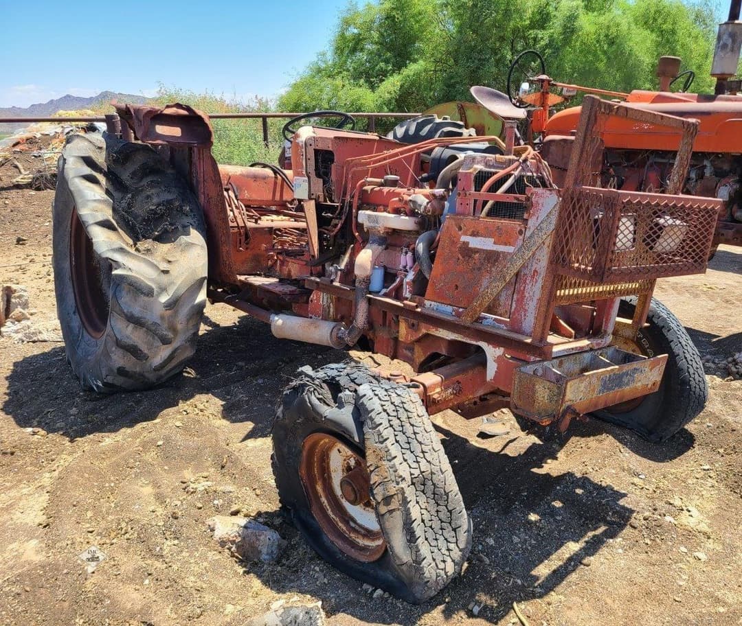 Image of International Harvester 584 Primary image