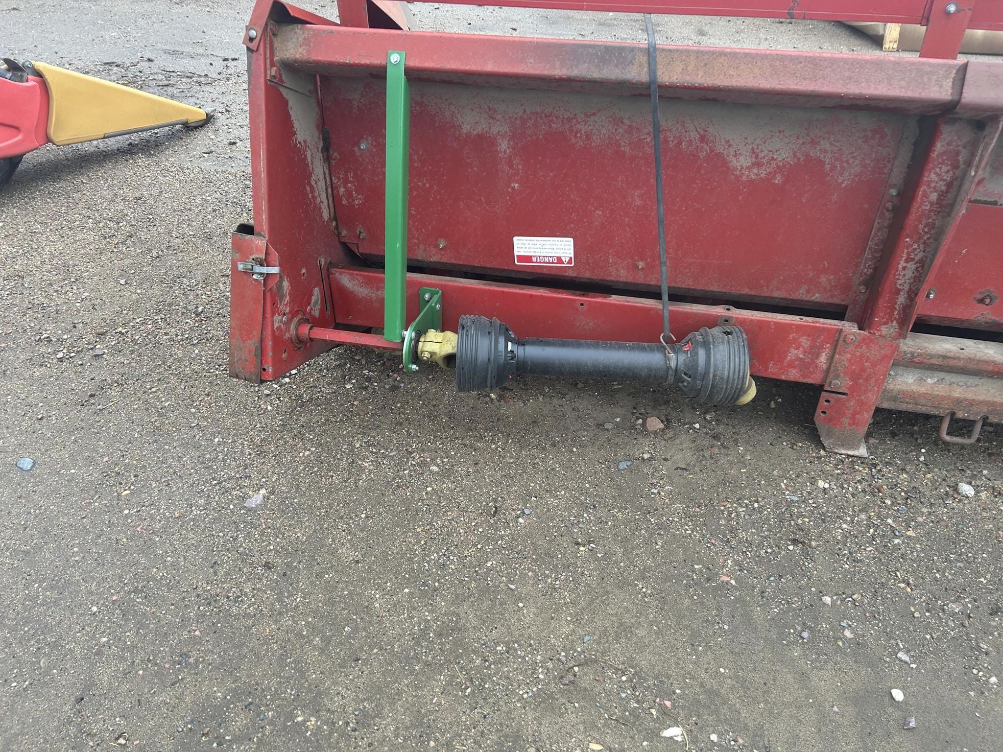 1983 International Harvester 863 Equipment Image0