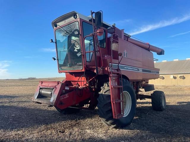 Image of International Harvester 1460 equipment image 1