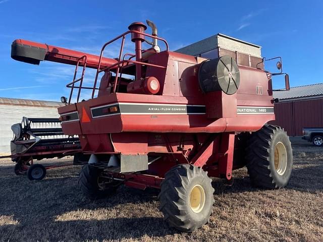 Image of International Harvester 1460 equipment image 3