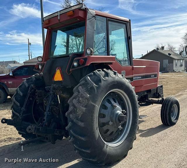 Image of International Harvester 5288 equipment image 4