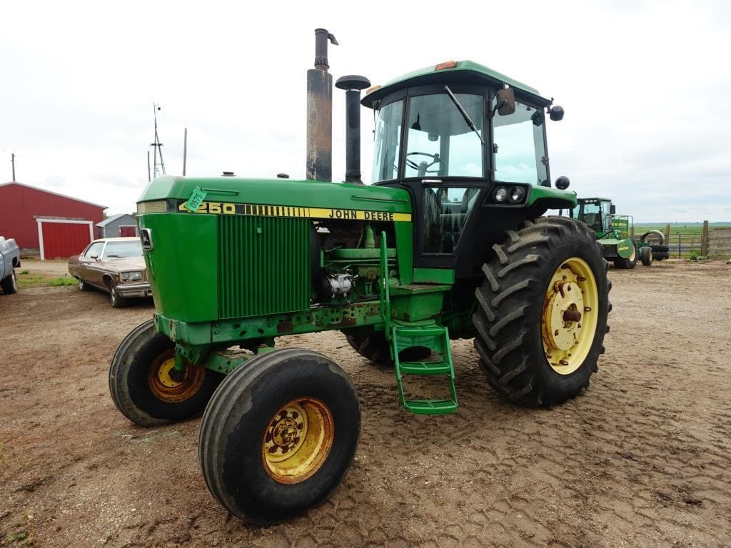 1983 John Deere 4250 Equipment Image0