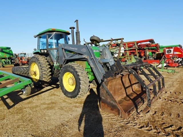 Image of John Deere 4450 equipment image 2