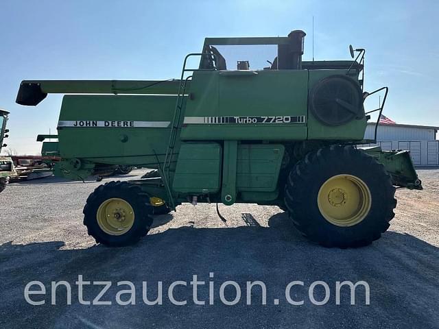 Image of John Deere 7720 equipment image 3