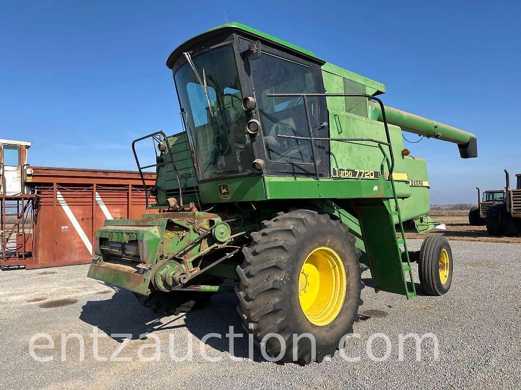 Image of John Deere 7720 Primary image