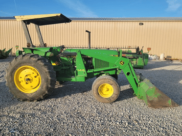 Main image John Deere 2750