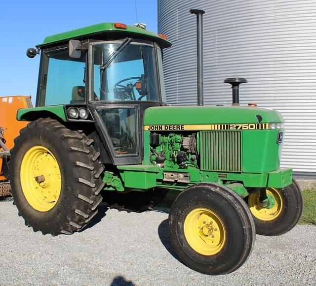 Image of John Deere 2750 equipment image 1