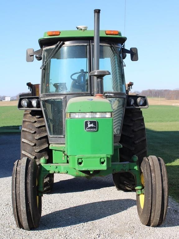 Image of John Deere 2750 equipment image 3