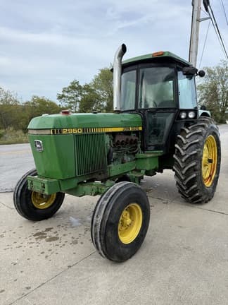 Image of John Deere 2950 equipment image 3