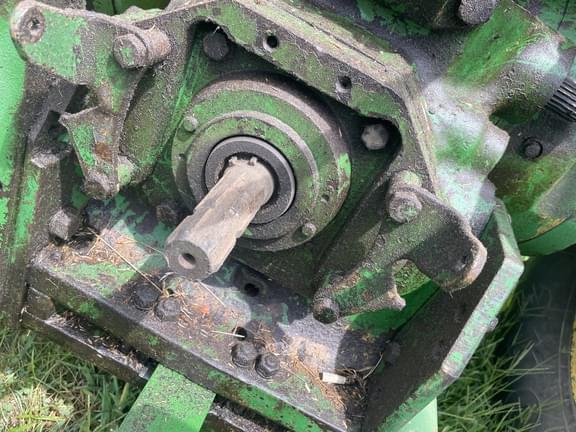 Image of John Deere 2950 equipment image 3