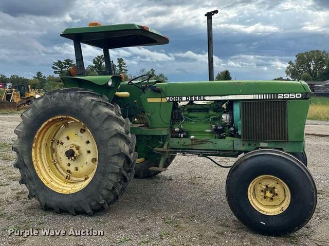 Image of John Deere 2950 equipment image 3