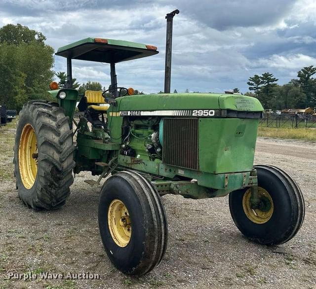 Image of John Deere 2950 equipment image 2