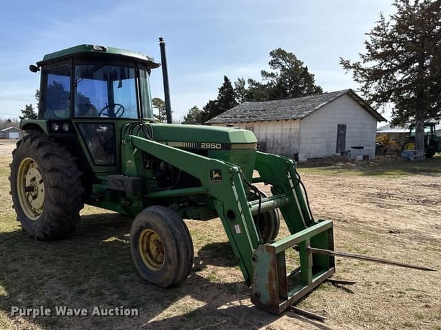 Image of John Deere 2950 equipment image 2