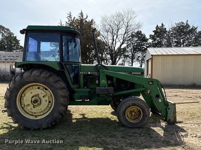 Image of John Deere 2950 equipment image 3