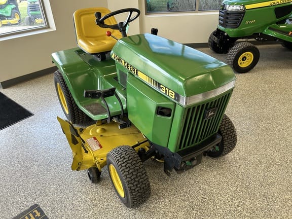 Main image John Deere 318