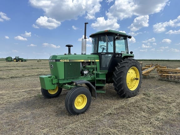 Main image John Deere 4050