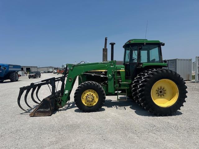 Image of John Deere 4250 equipment image 1