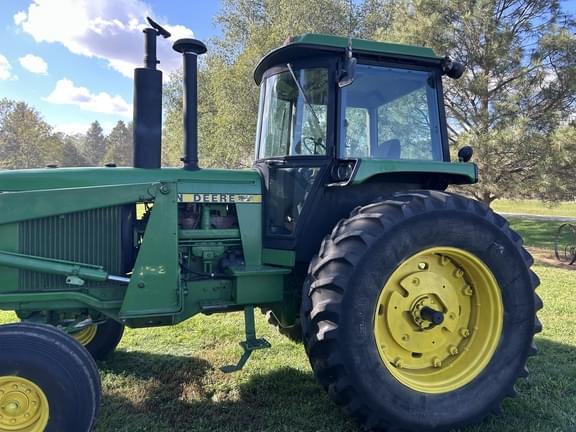 Image of John Deere 4450 equipment image 2