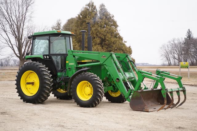 Image of John Deere 4450 equipment image 2