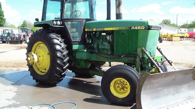 Image of John Deere 4450 equipment image 2