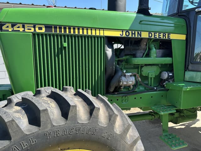 Image of John Deere 4450 equipment image 4