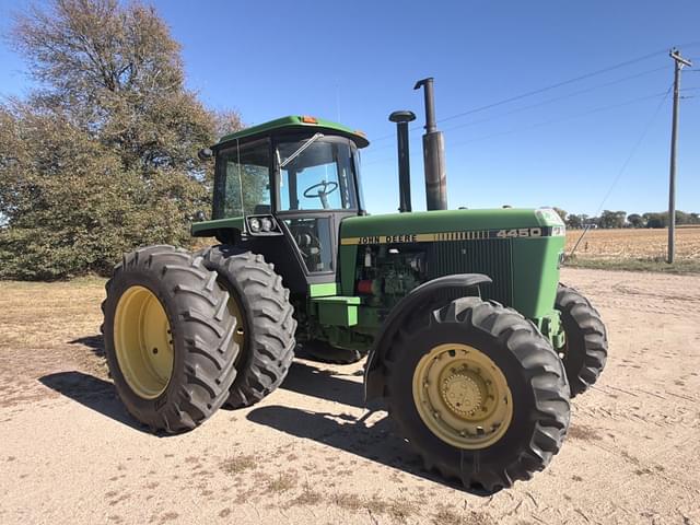 Image of John Deere 4450 equipment image 1