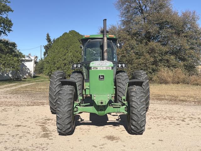 Image of John Deere 4450 equipment image 2