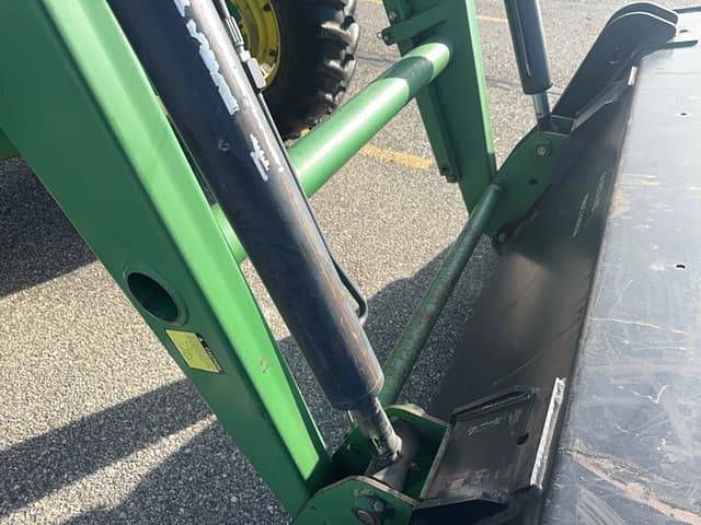 Image of John Deere 4450 equipment image 4