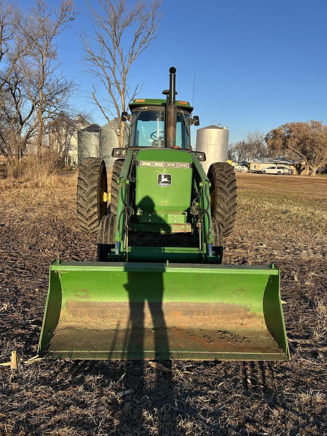 Image of John Deere 4650 equipment image 1