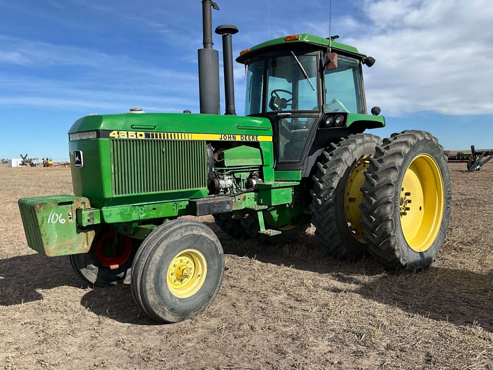 1983 John Deere 4650 Equipment Image0