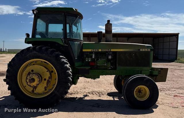 Image of John Deere 4850 equipment image 3