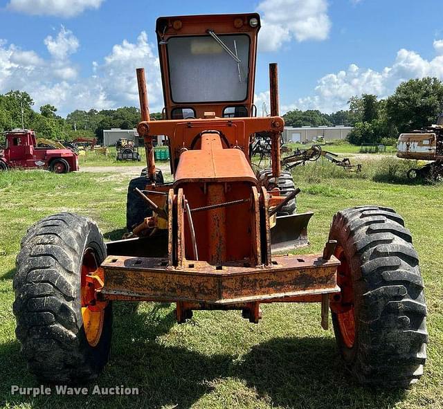 Image of John Deere 570A equipment image 1