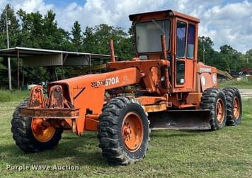Main image John Deere 570A