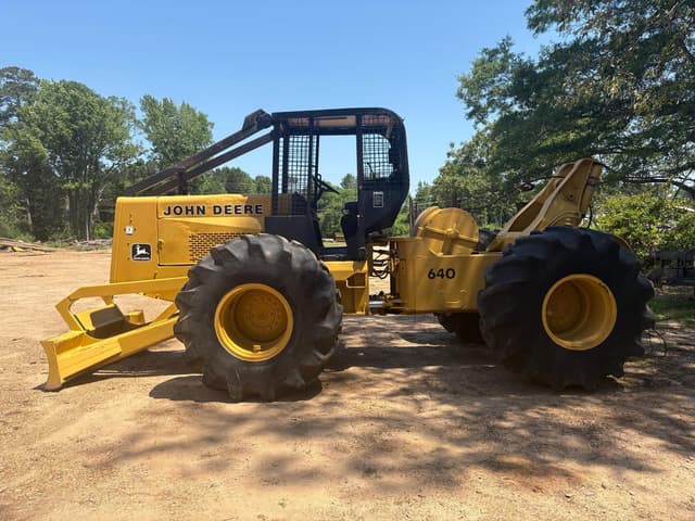 Image of John Deere 640 equipment image 2