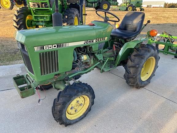 Image of John Deere 650 equipment image 1