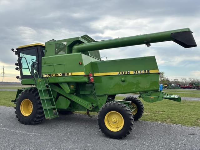 Image of John Deere 6620 Turbo equipment image 3