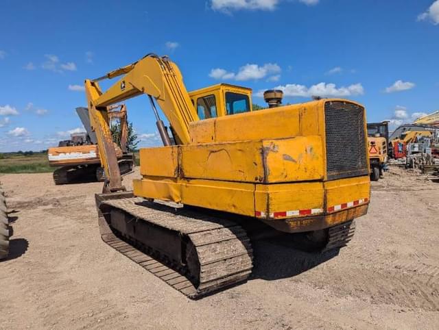 Image of John Deere 690B equipment image 1