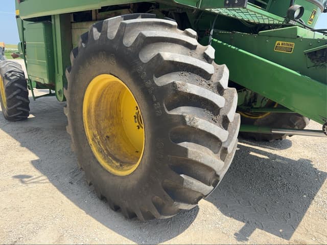 Image of John Deere Turbo 7720 equipment image 3