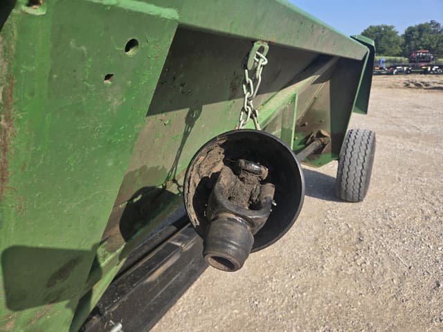 Image of John Deere 843 equipment image 4