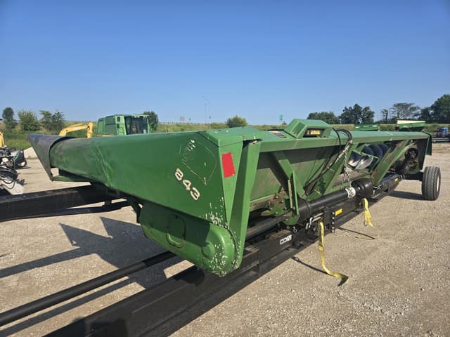 Image of John Deere 843 equipment image 1