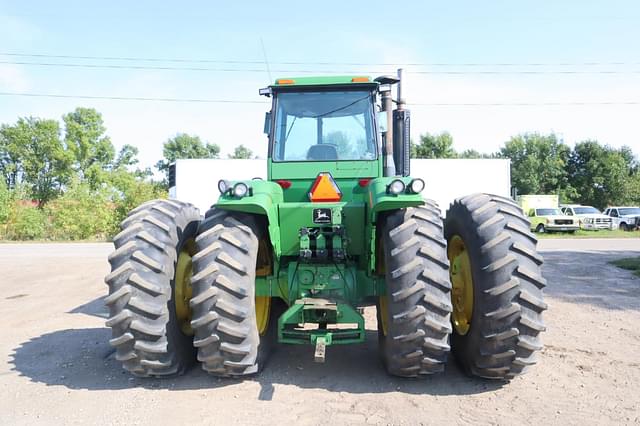 Image of John Deere 8650 equipment image 2