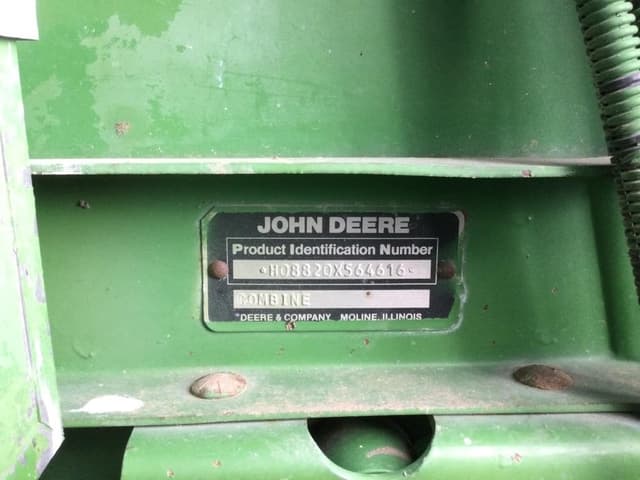 Image of John Deere 8820 equipment image 4