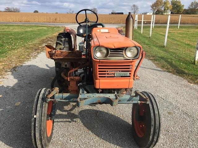 Image of Kubota L245H equipment image 2