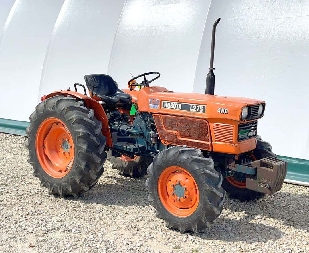 Image of Kubota L275 Primary image